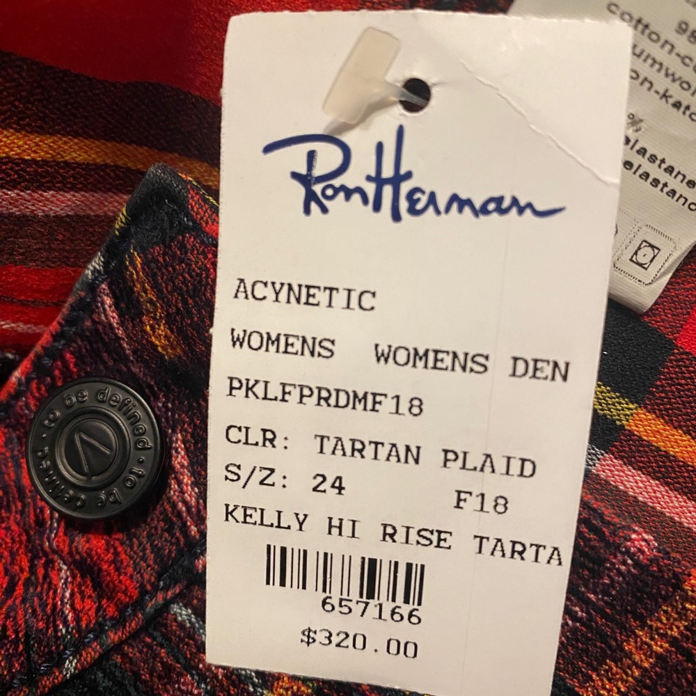 Women’s high rise pants.